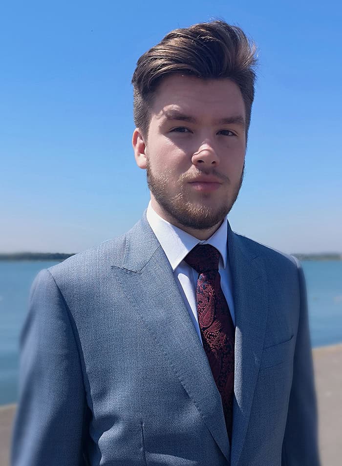 Headshot of Tomasz Lasek