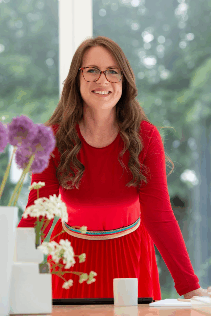 Headshot of Laura Linden